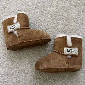 Toddler Ugg  Erin bootie color chestnut